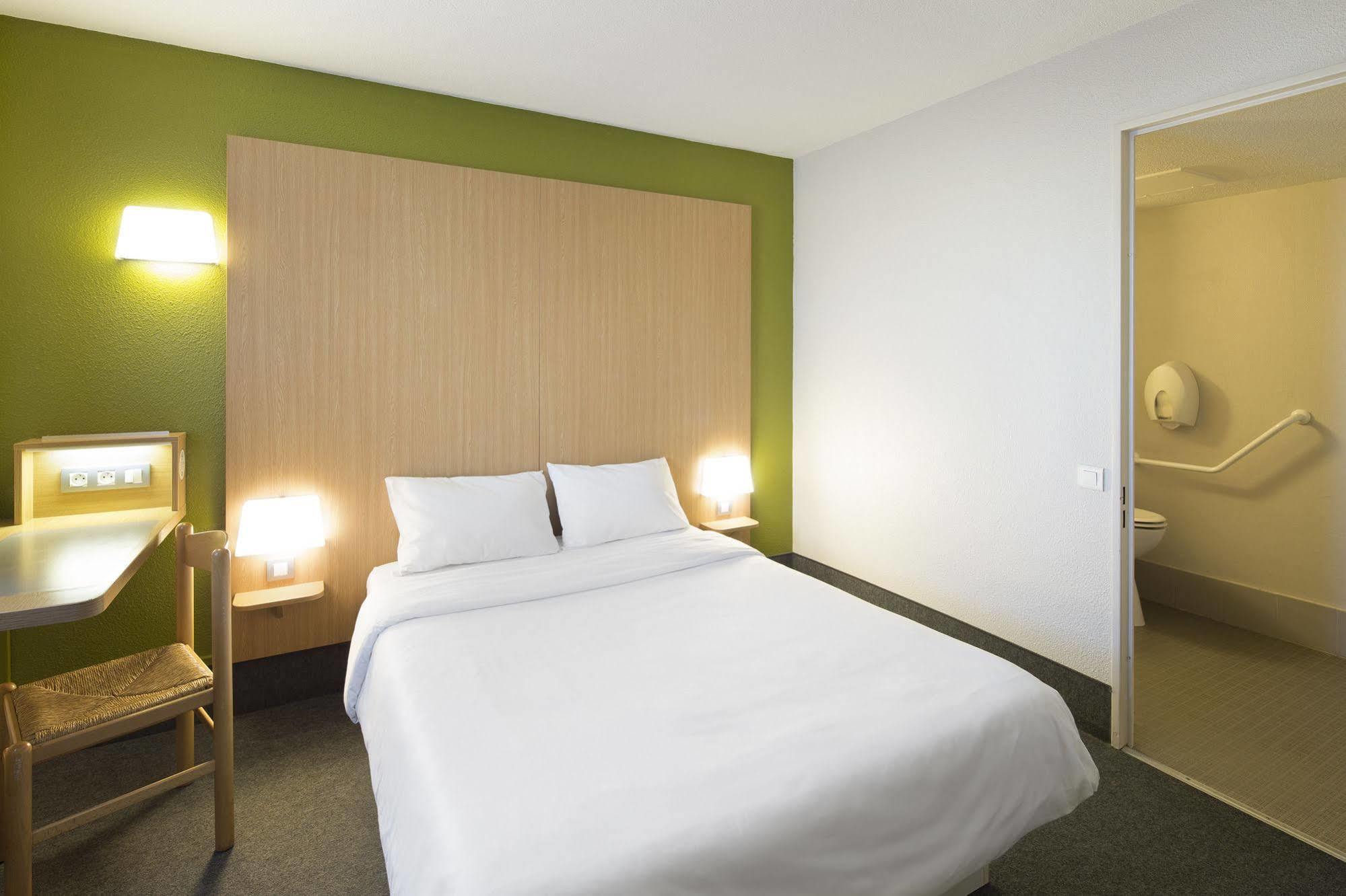 B&B Hotel Lille Tourcoing Centre Exterior photo